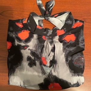 Gently used Rachel Roy xxl blouse lose for tie in the back of neck